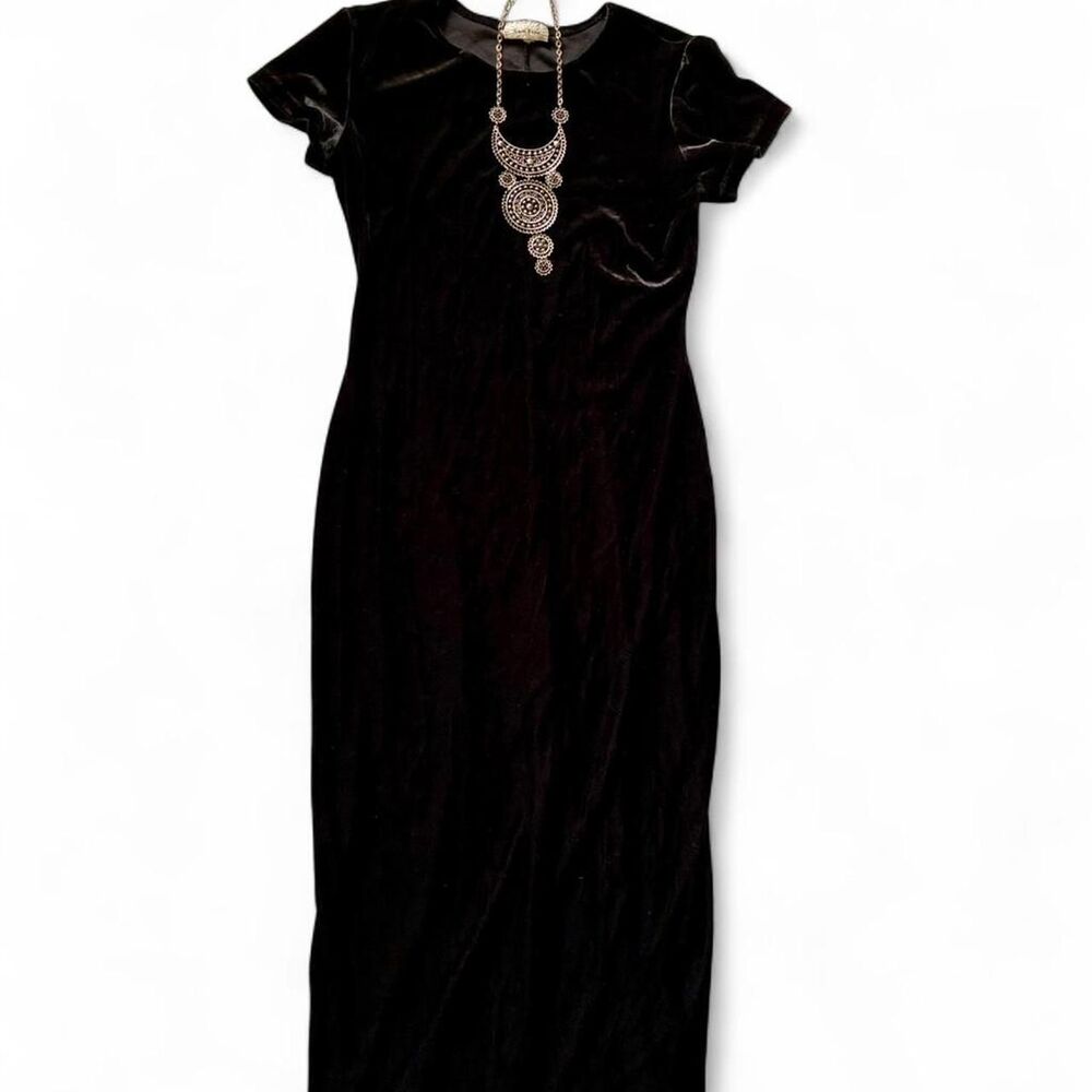 Vintage brand Sunfire 90s whimsigoth black velvet like fitted maxi dress